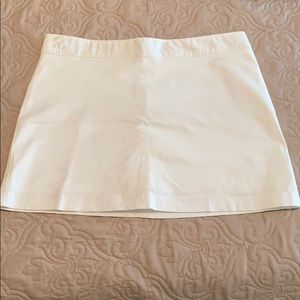 Like new white skort